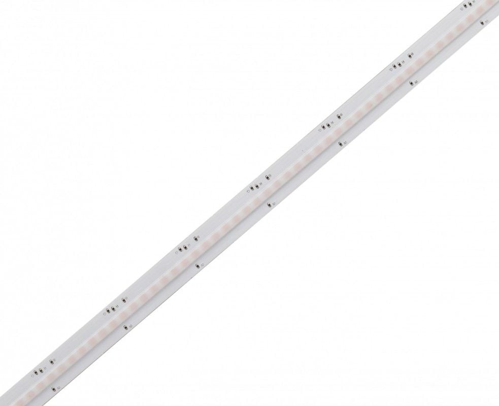 LED Bånd CSP med små dioder på hvidt fleksibelt bånd, ideel til dekorativ og effektiv belysning.