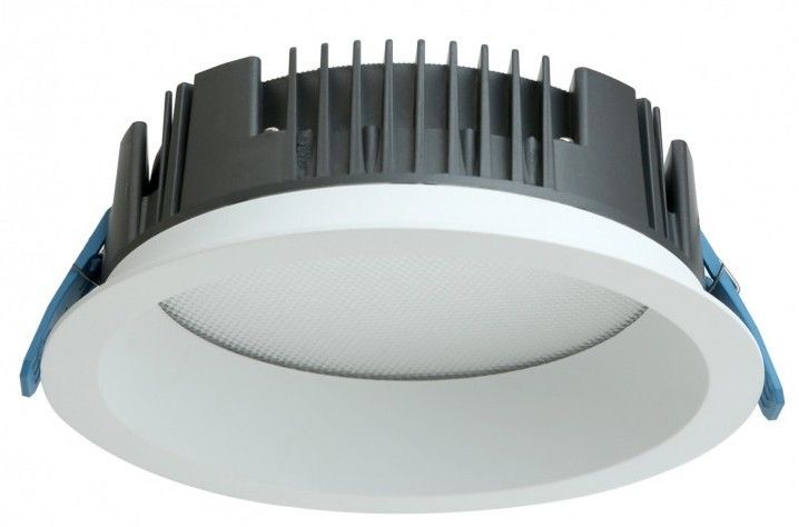 LED downlight fra Jupiter med hvid kant og grå køleribber, egnet til loftmontering.